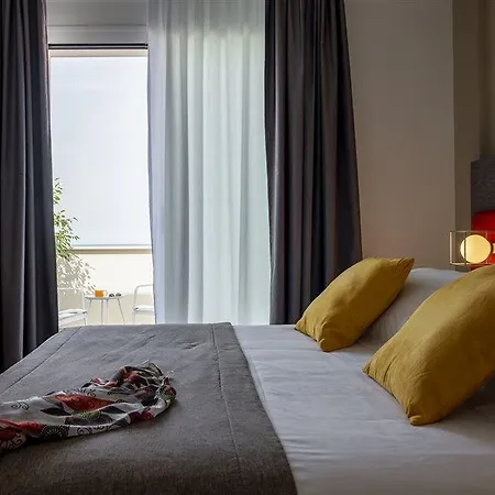 Szálloda La Battigia & 4*