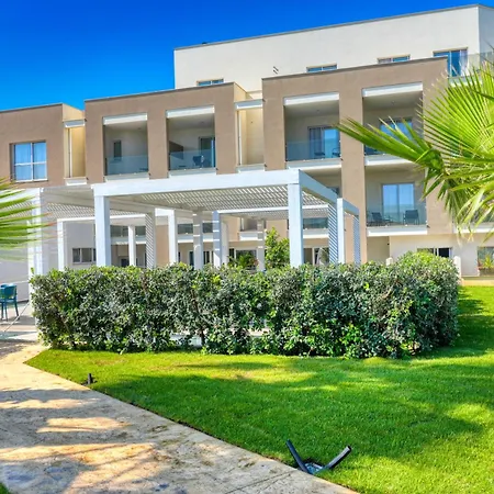 Ξενοδοχείο La Battigia & 4*